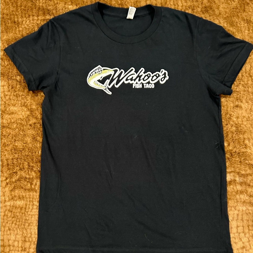 Wahoo's Fish Tacos T-shirt Size M (SOLD)